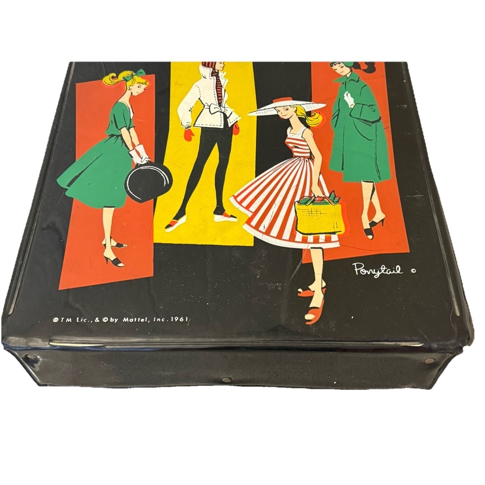Vintage Barbie BLACK 1961 PONYTAIL Doll Case With Beige Interior Made By Mattel - Picture 6 of 14